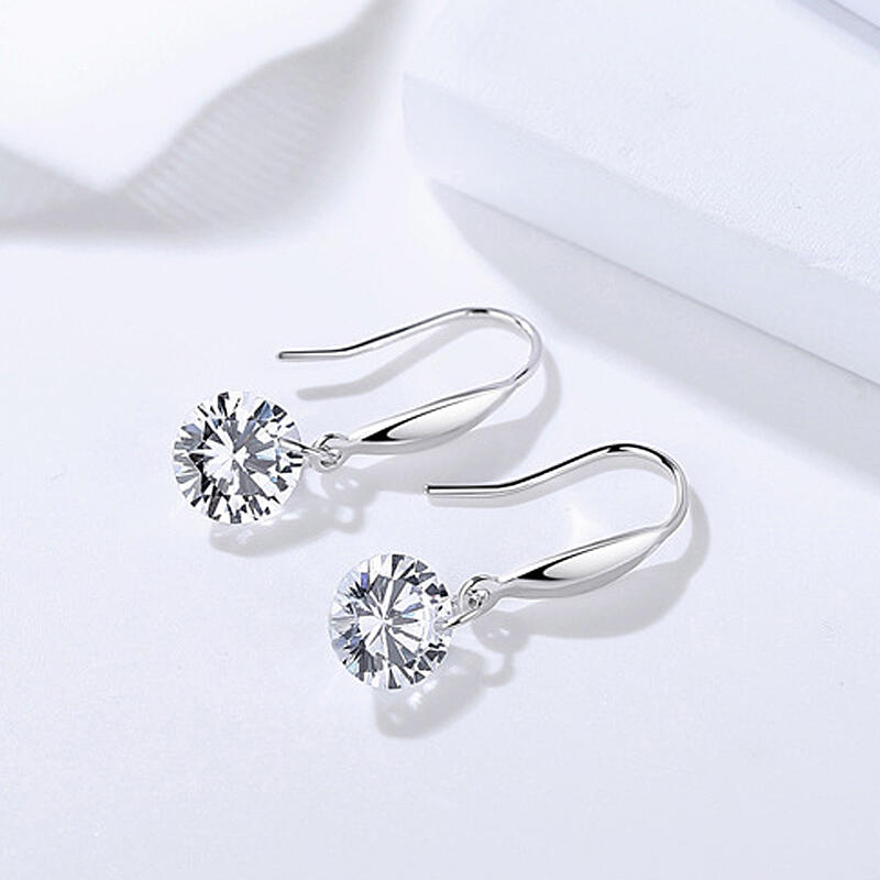 Jeulia Simple Round Cut Sterling Silver Earrings