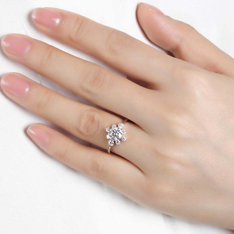 Jeulia 10K/14K/18K Gold Platinum Round Cut Vintage Ring