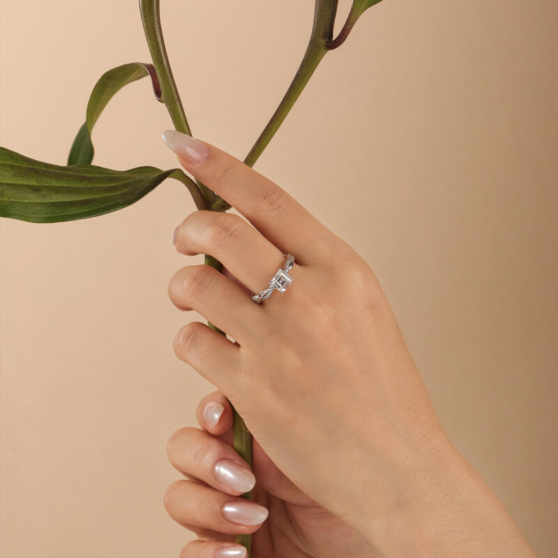 Jeulia Cool Custom Asscher Engagement Ring Twist Design