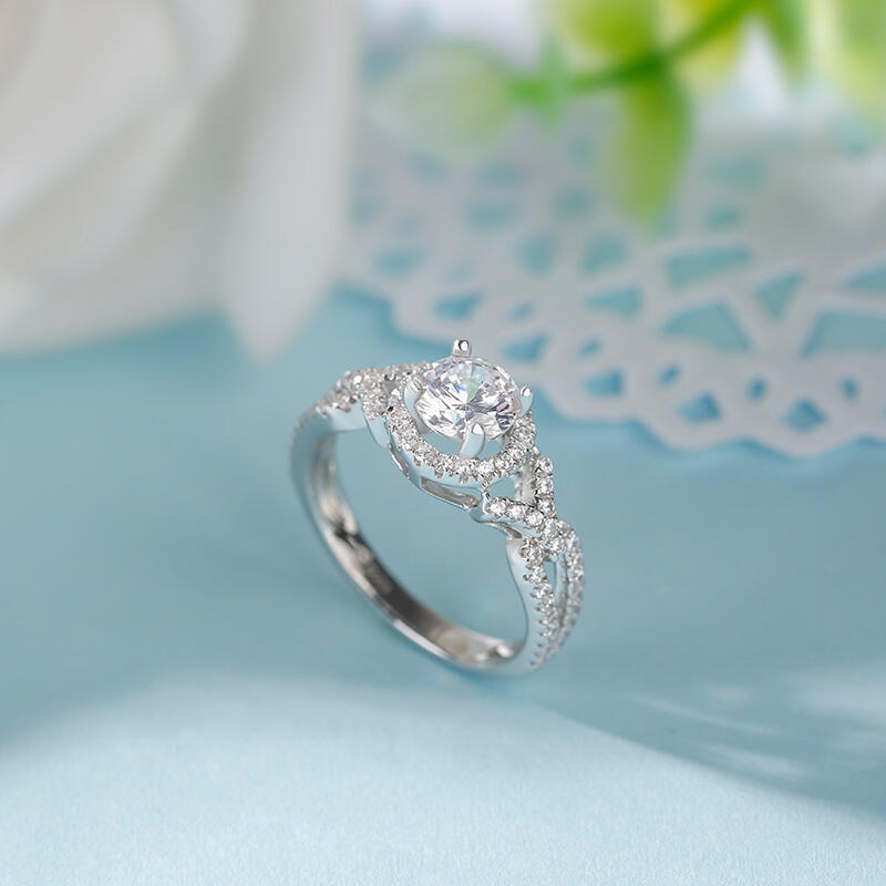 Jeulia Sterling Silver Halo Round Cut Ring