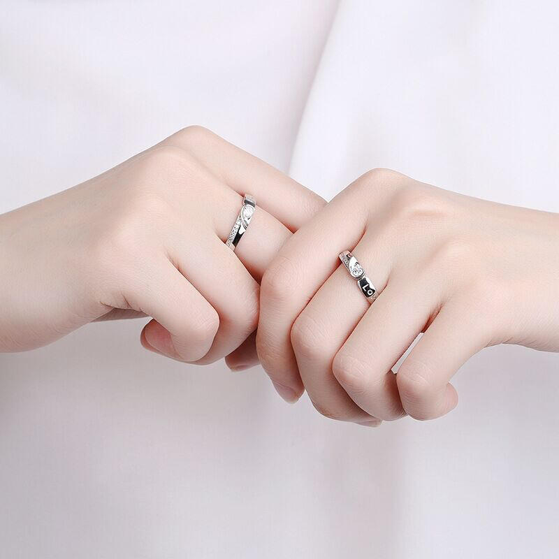 Jeulia Half Heart Round Cut Sterling Silver Adjustable Couple Ring