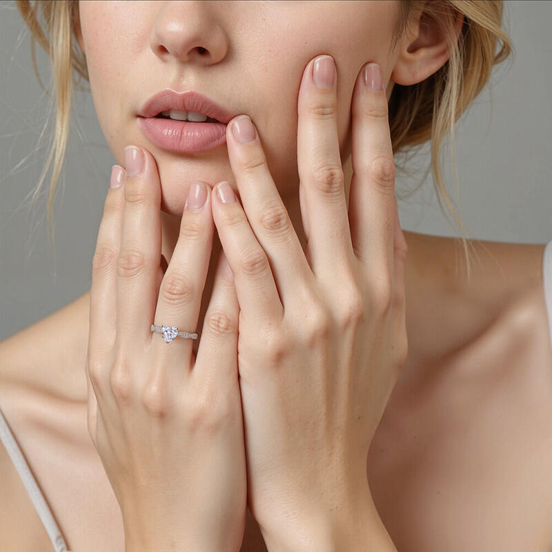 "Die Saite Meines Herzens" Verlobungsring 1 ct Herzschliff mit Seitensteinen