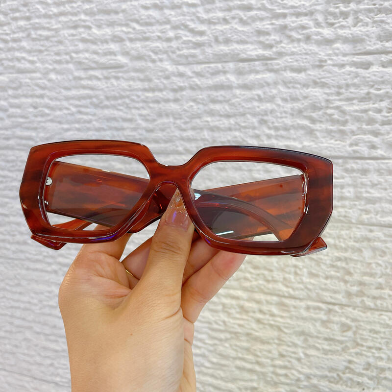 Ceolin Geometric Red Glasses