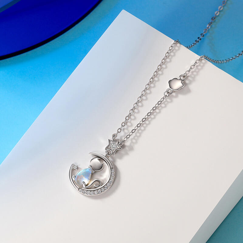 Jeulia Bent Moon Kitten Moonstone Necklace