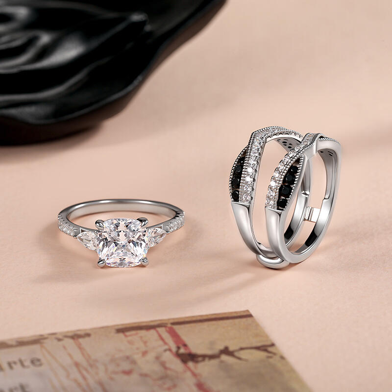 Jeulia スリーストーン リングセット ツートーン ボウ ツイステッド エンハンサー付き