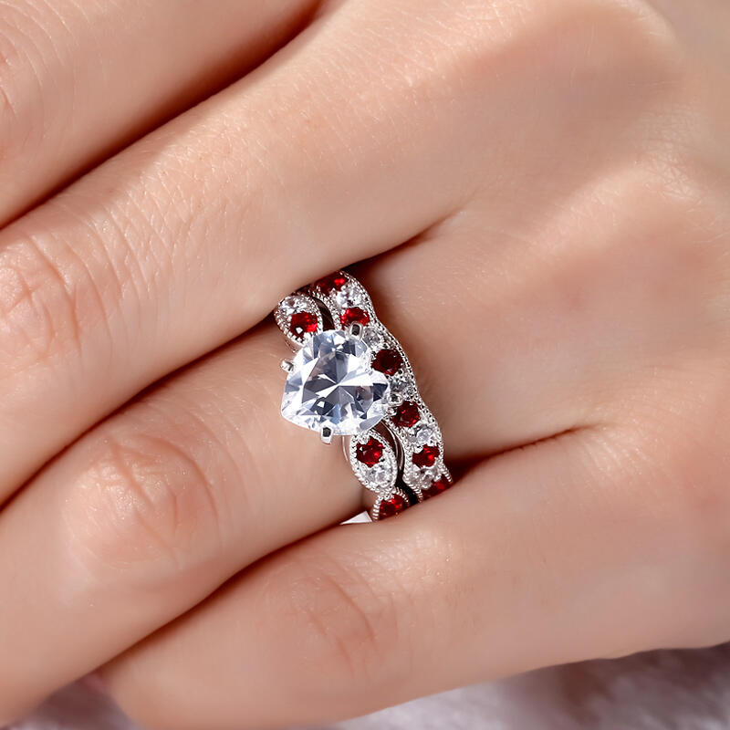 Jeulia Milgrain Heart Cut Sterling Silver Ring Set