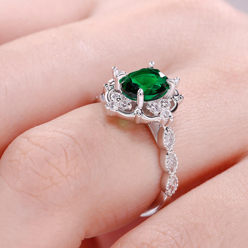 Vintage ring i ovalt snitt i sterlingsilver