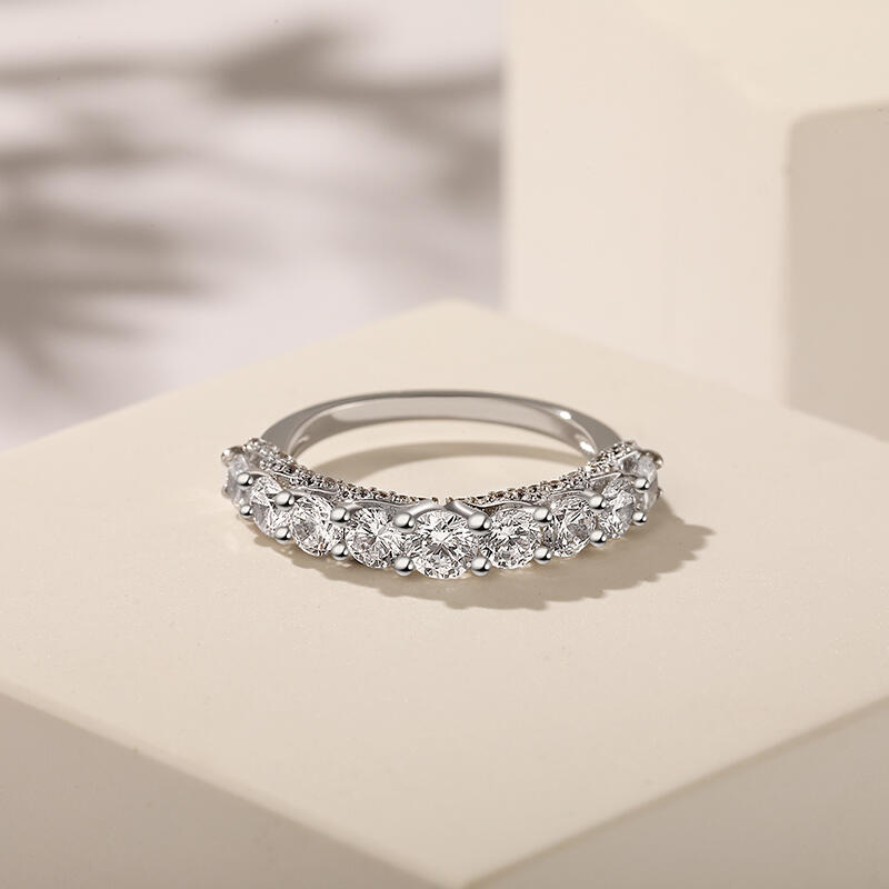 Jeulia Simple Hidden Halo Round Cut Wedding Band for Women