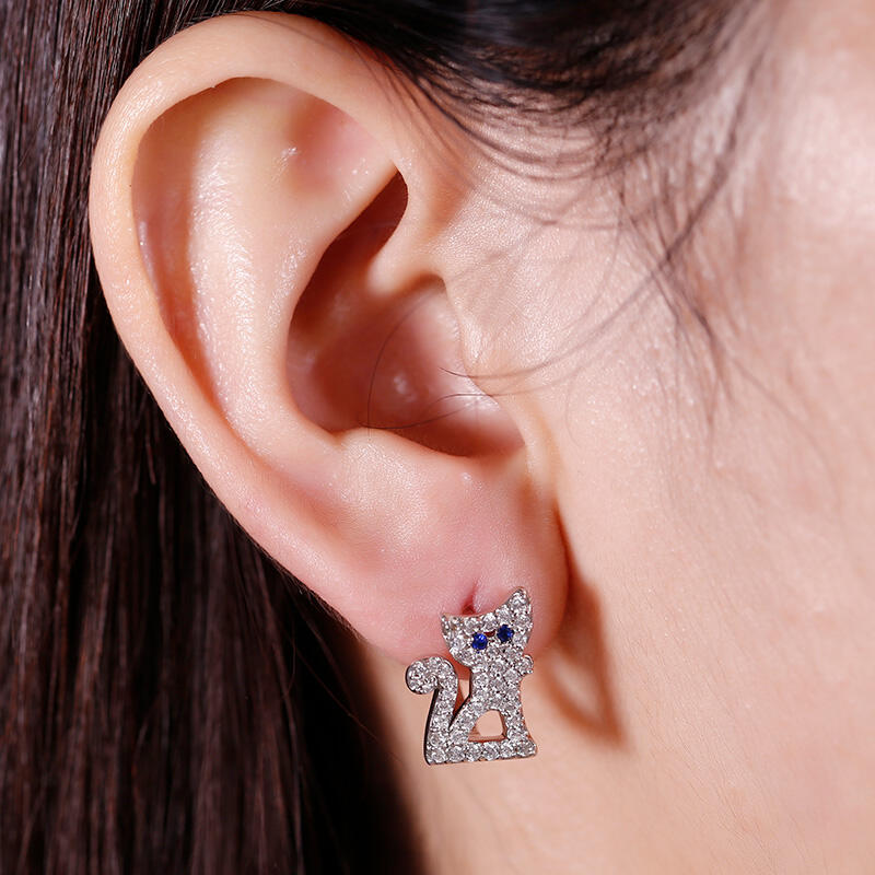 Jeulia Cute Cat Design Sterling Silver Hoop Earrings