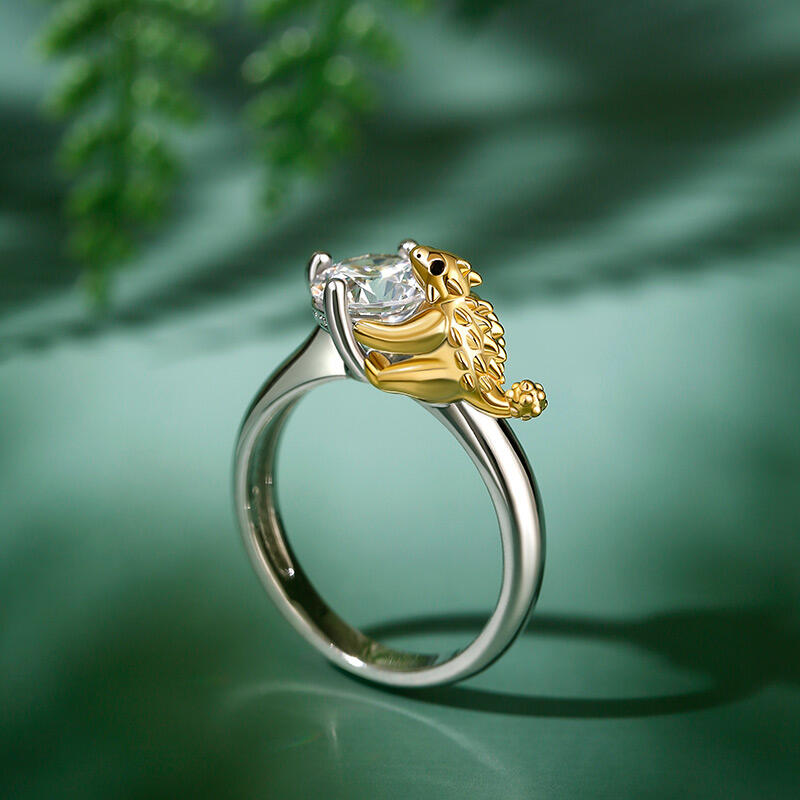 Jeulia Hug Me "Cute Ankylosaurus" Dinosaur Round Cut Sterling Silver Ring