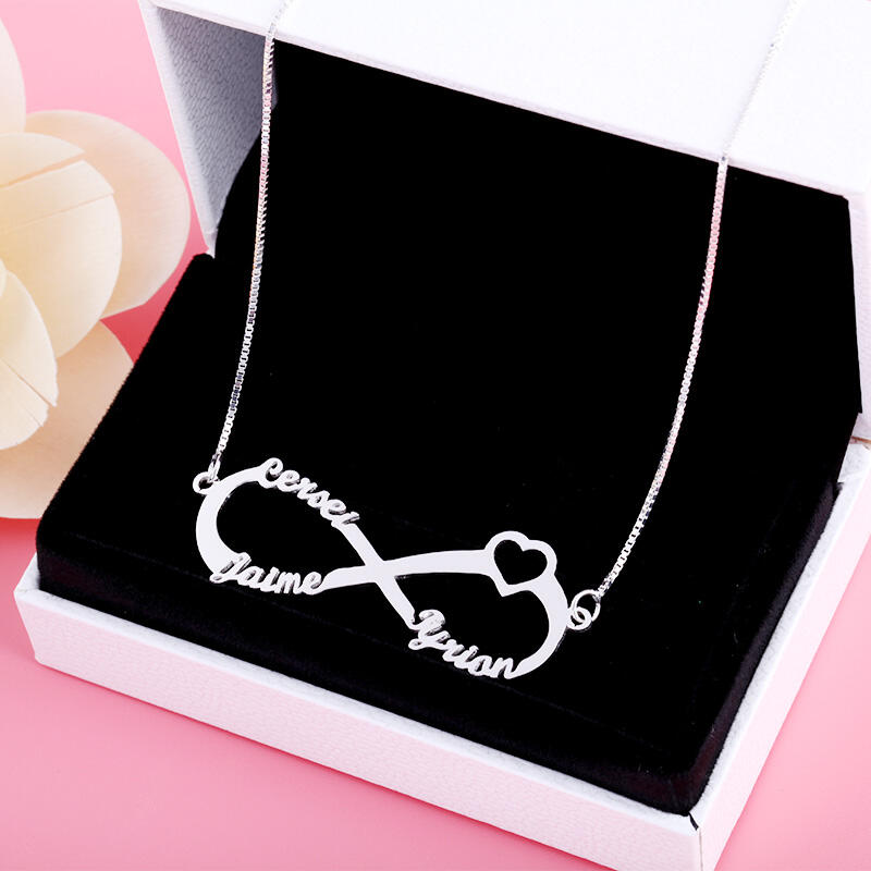 Jeulia Collar Con Forma De Corazón De Tres Nombres De Infinito En Plata De Ley