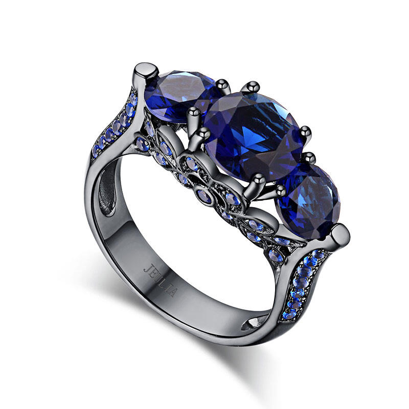 Anillo Con Tres Piedras De Corte Redonda En Plata De Ley