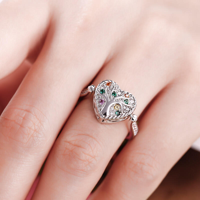 Jeulia "Song of Family" Sterling Silver Personalized Photo Ring (With A Free Chain)