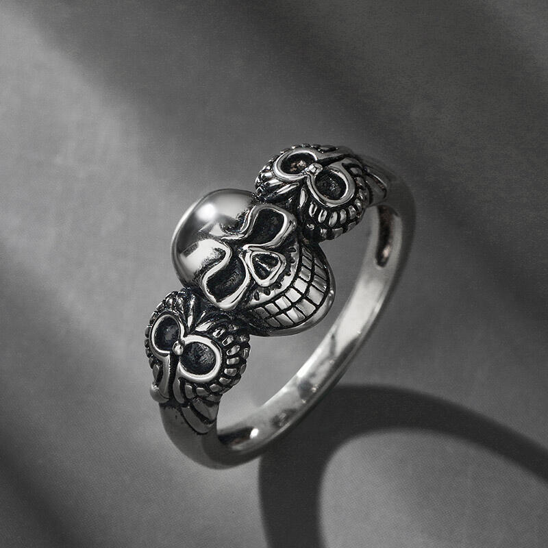 Jeulia "Skull on Wings" Sterling Silver Ring