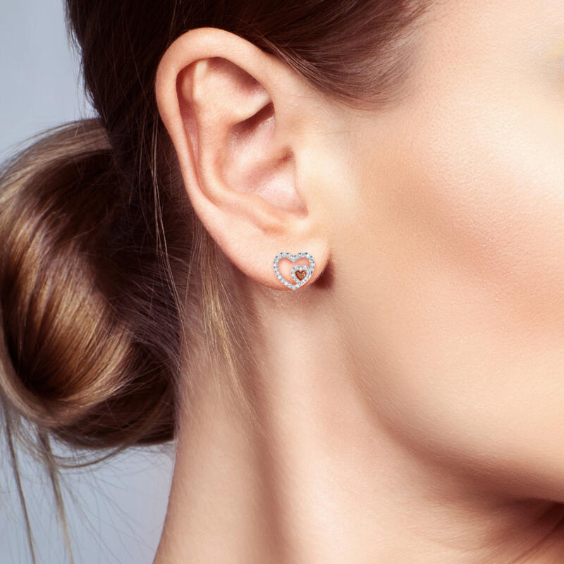 Jeulia "Brilliance Love" Heart Cut Sterling Silver Stud Earrings