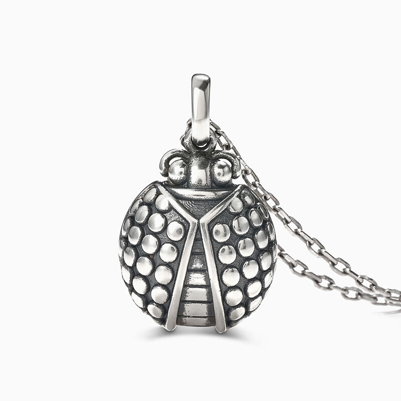 Jeulia Collar hermoso con forma de mariquita de plata de ley