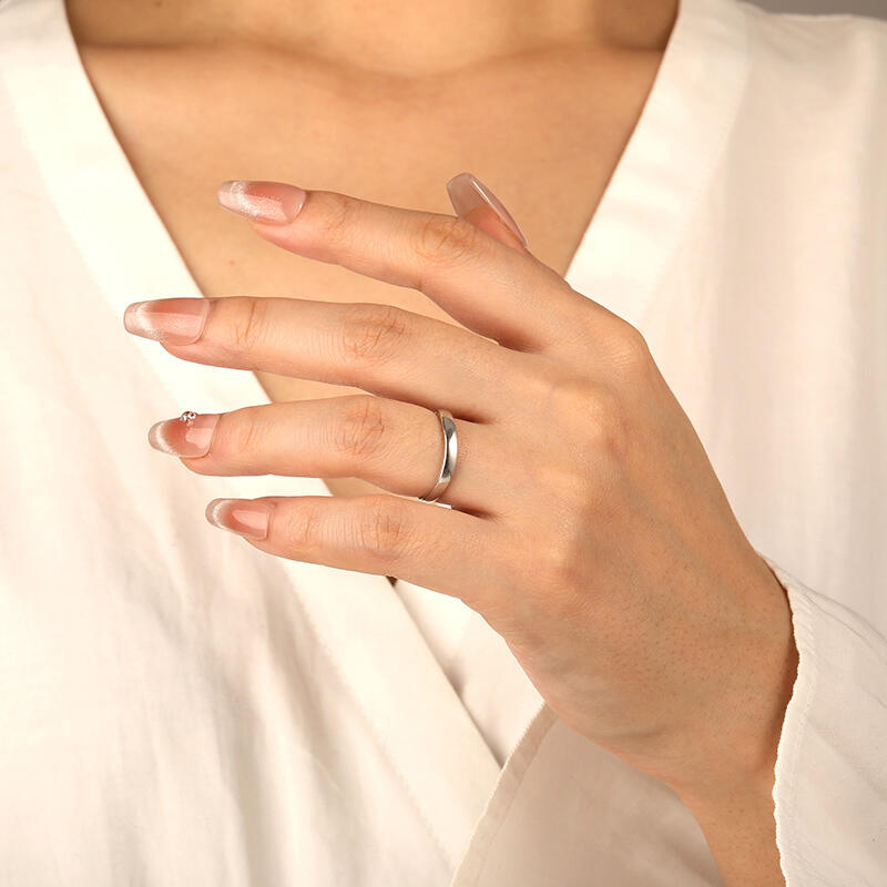 "My Flowing Love" Classic Wedding Ring