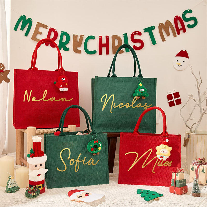 Personalisierte Weihnachtsgeschenktüte mit Namen und niedlichen Accessoires Wunderschönes Geschenk für die Freundin