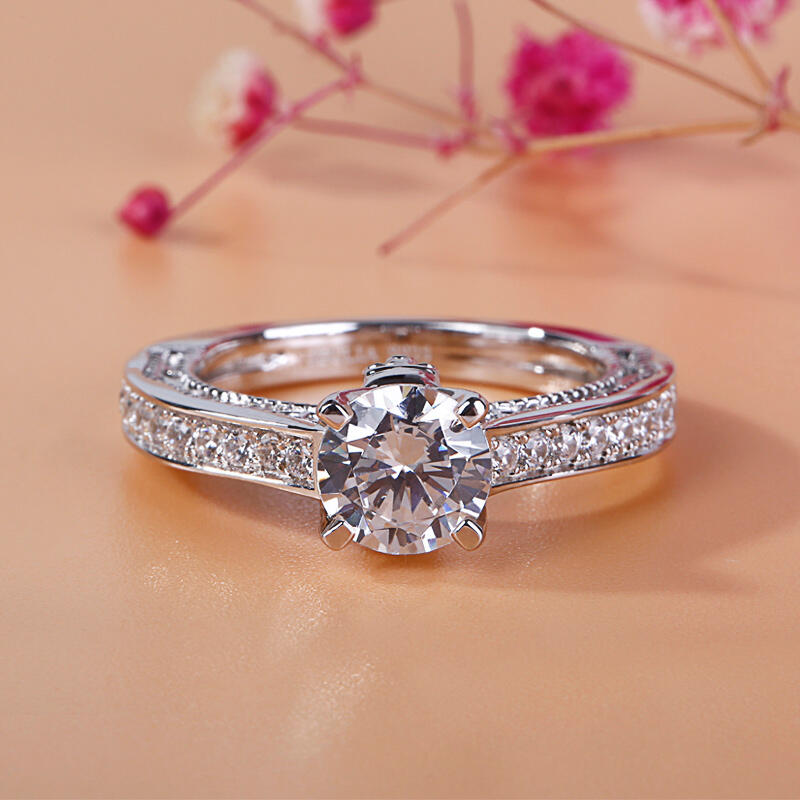 Jeulia Milgrain Round Cut Sterling Silver Skull Ring