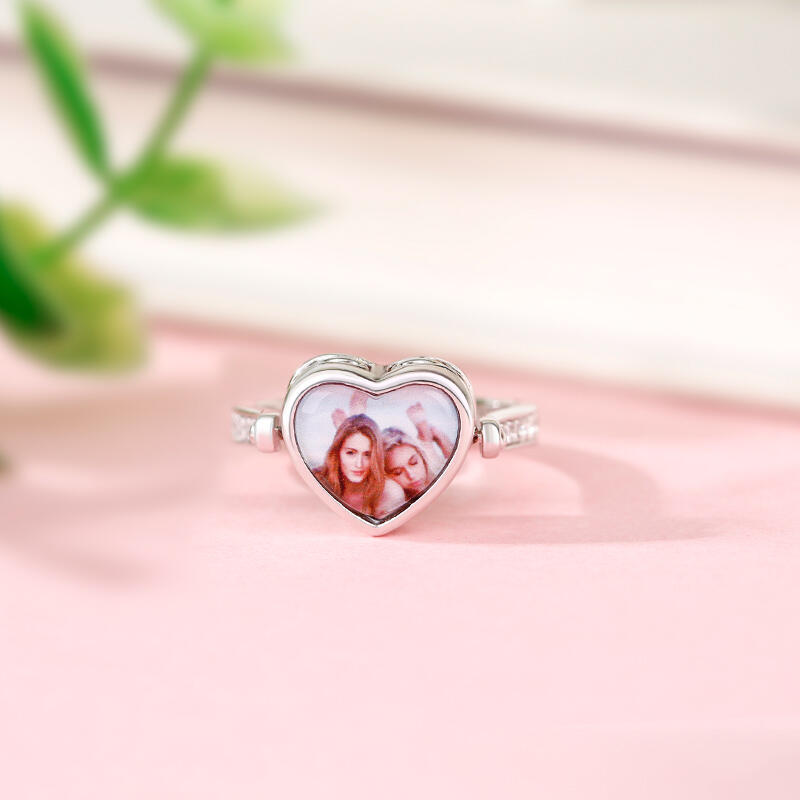 Jeulia "Song of Family" Sterling Silver Personalized Photo Ring (With A Free Chain)