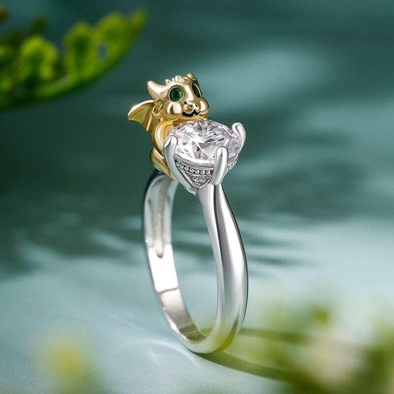 Jeulia Hug Me "Unrivalled Power" Dragon Round Cut Sterling Silver Ring