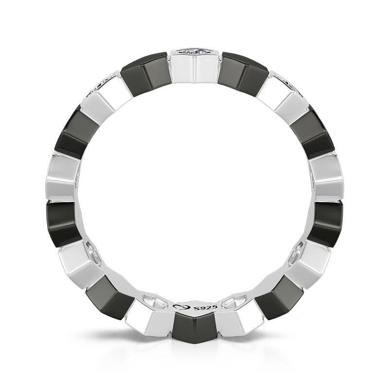 جوليا خاتم السيدات تصميم كرة القدم من الفضة الإسترليني "الحب غير المشروط"