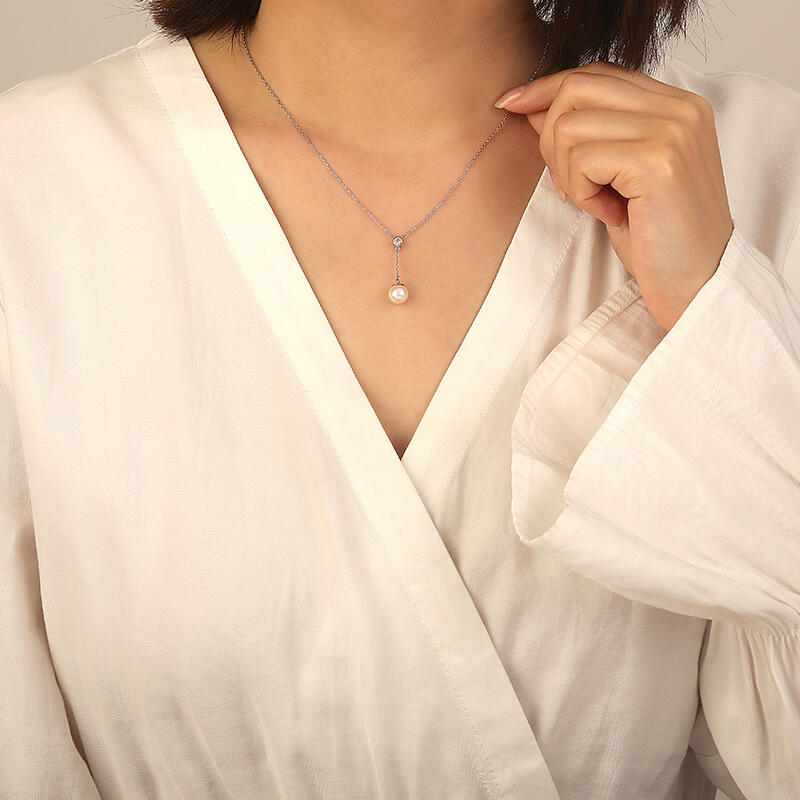 "Mondschatten-Reiz" Süßwasserperlen-Halskette 7,5-8,0 mm