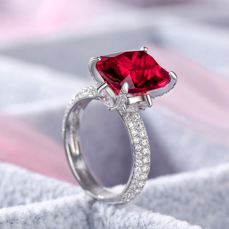 Jeulia Classic Cushion Cut Sterling Silver Ring