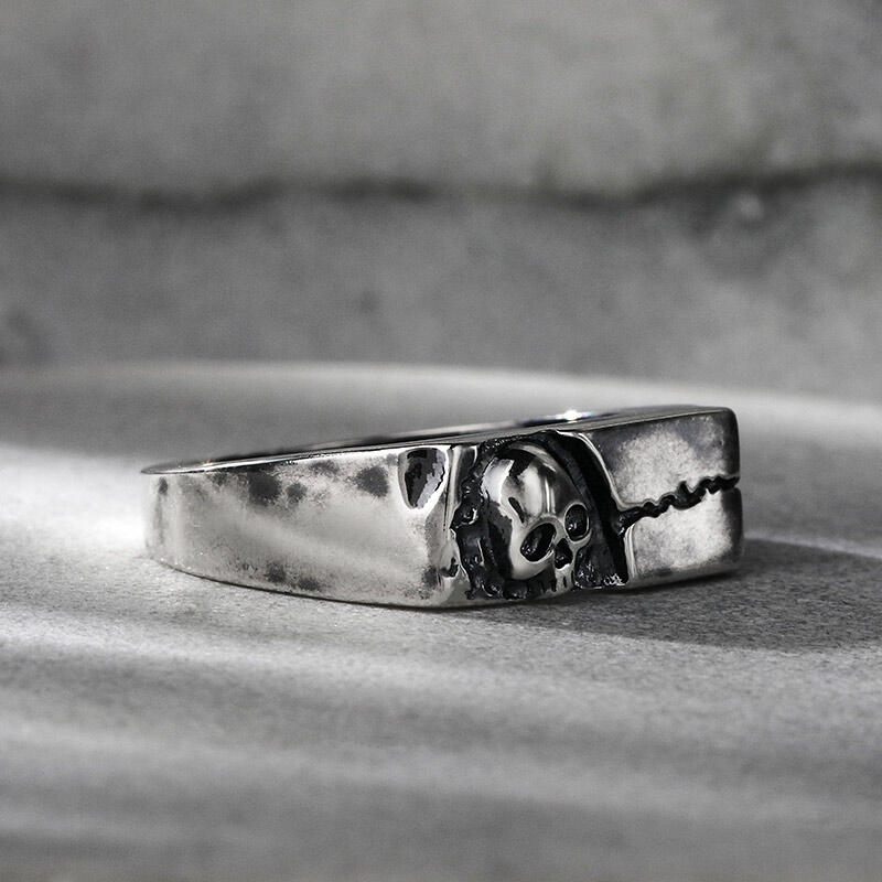 Jeulia Anillo con el estilo de esqueleto diabólico de plata de ley