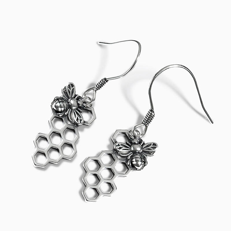 Jeulia "Bee on the Honeycomb" Sterling Silver Earrings