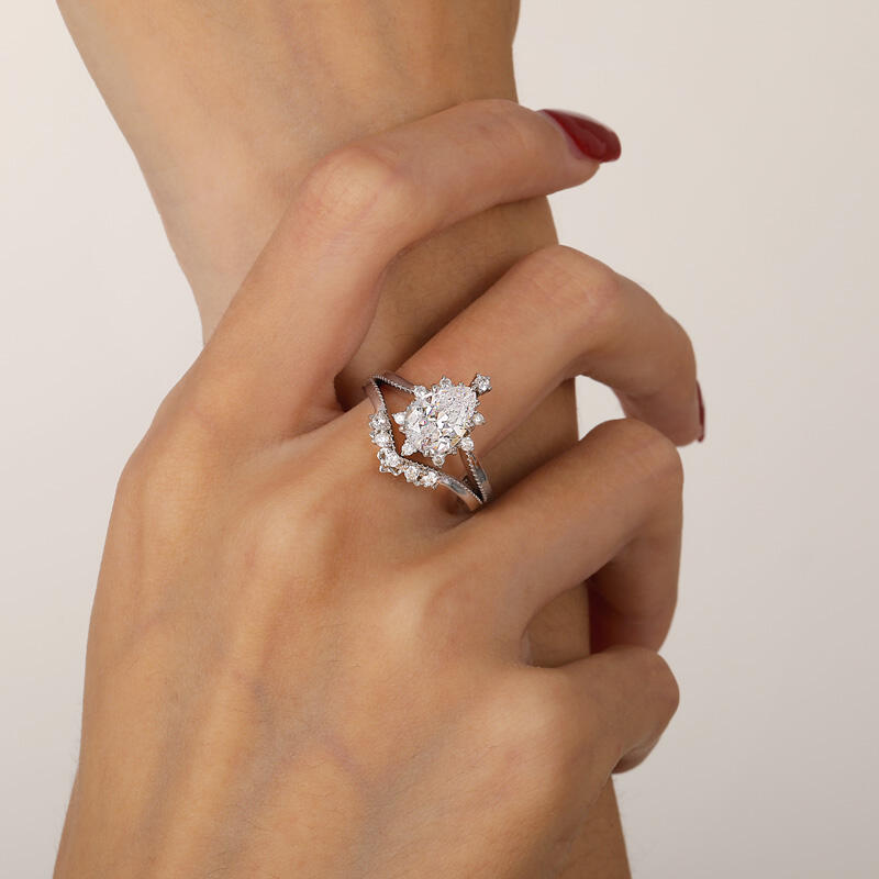 Jeulia Unique Christmas Tree Design Pear Ring Set 2pcs