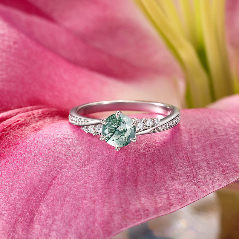 Jeulia Simple Twisted Round Cut Moss Agate Promise Ring