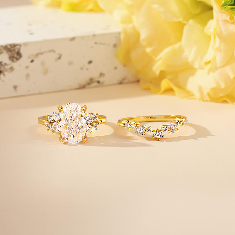 Jeulia Fine Oval Cut Gold Bridal Rings Set with Side Stone Sterling Silver