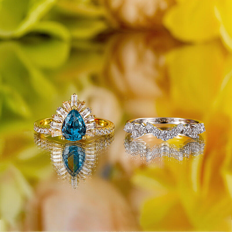 Jeulia Luna Astra Sunrise Two Tone Pear Ring Set