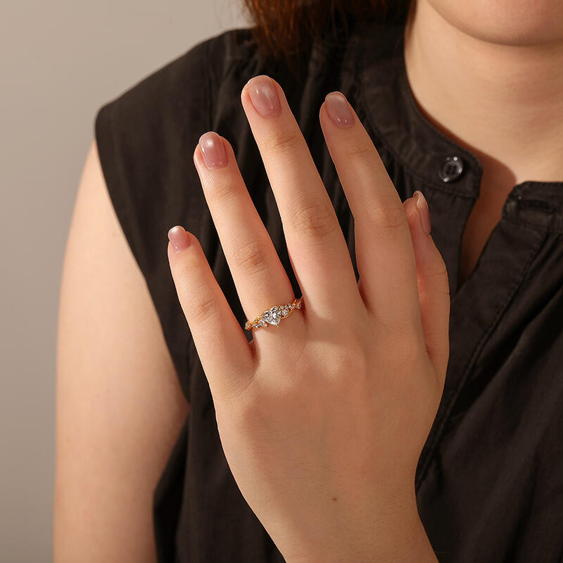 Jeulia Olivetta Bague Cœur Personnalisée Torcée