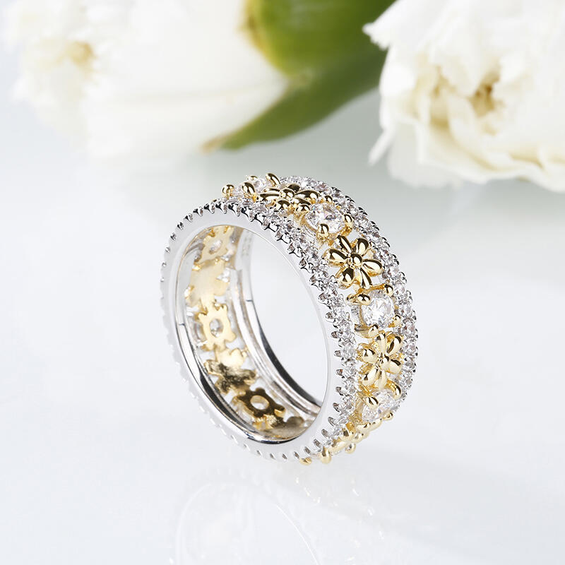 Jeulia Two Tone Flower Round Cut Sterling Silver Women's Band