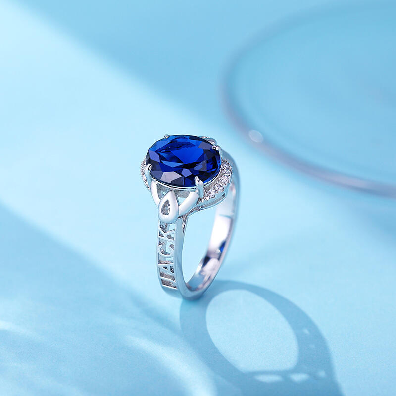 Jeulia Anel com nome halo de corte oval personalizado de prata esterlina