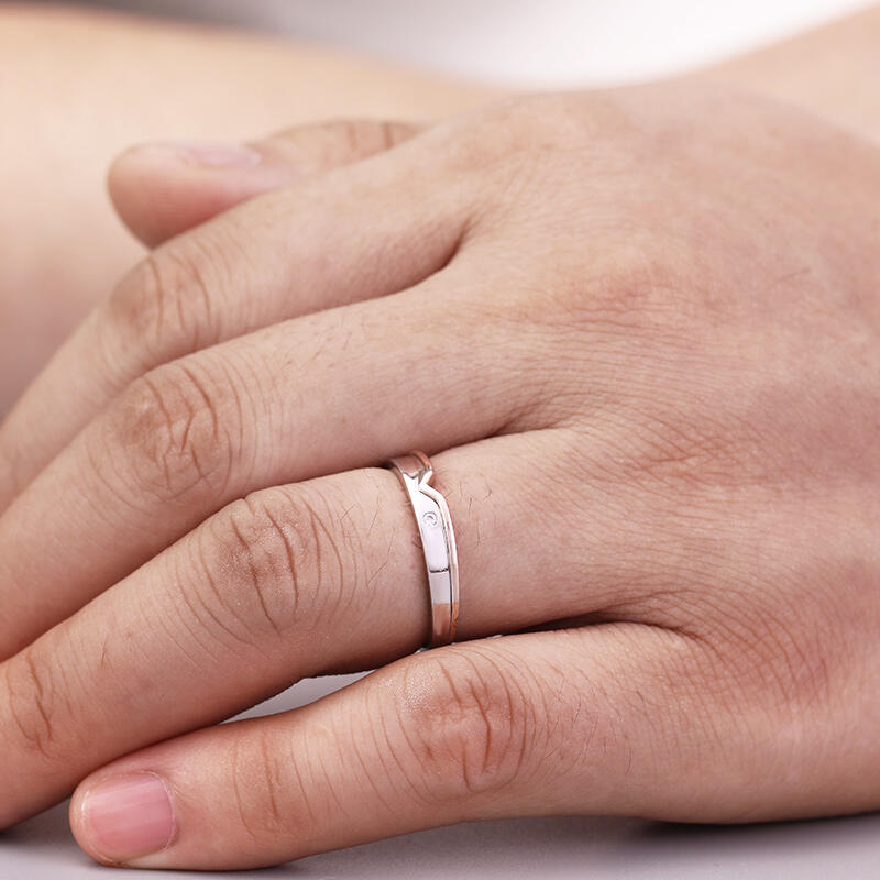 Jeulia Two Tone Heart Sterling Silver Man's Band