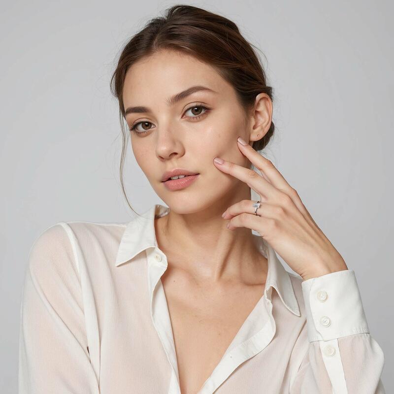 "Mein ganzes Sein" 0,8ct Smaragd-Schliff Solitärring