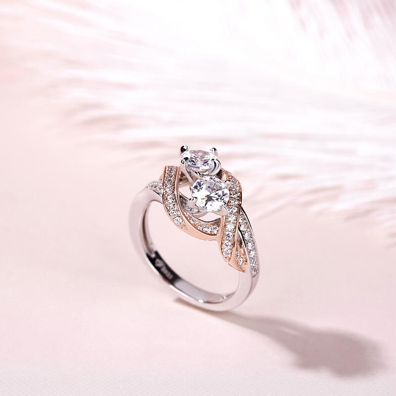 Jeulia Anillo Torcido De Plata De Ley Con Corte Redondo De Dos Piedras,