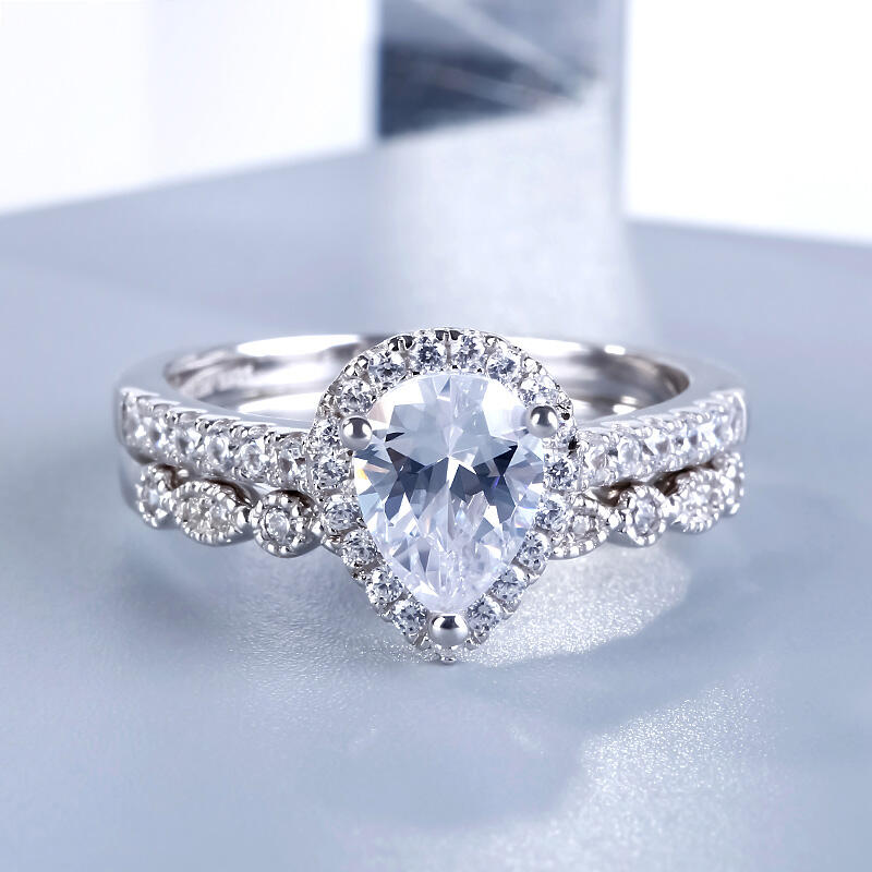 جوليا طقم خواتم هالة بقطع كمثرى من الفضة الإسترليني على شكل مسنن