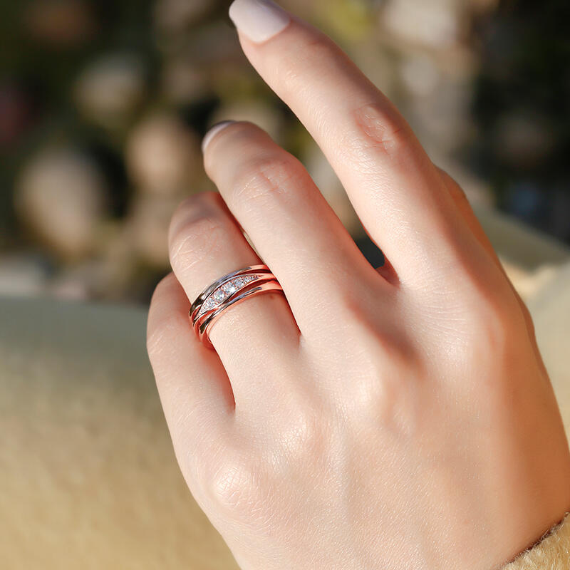 Jeulia Simple Design Round Cut Sterling Silver Women's Band