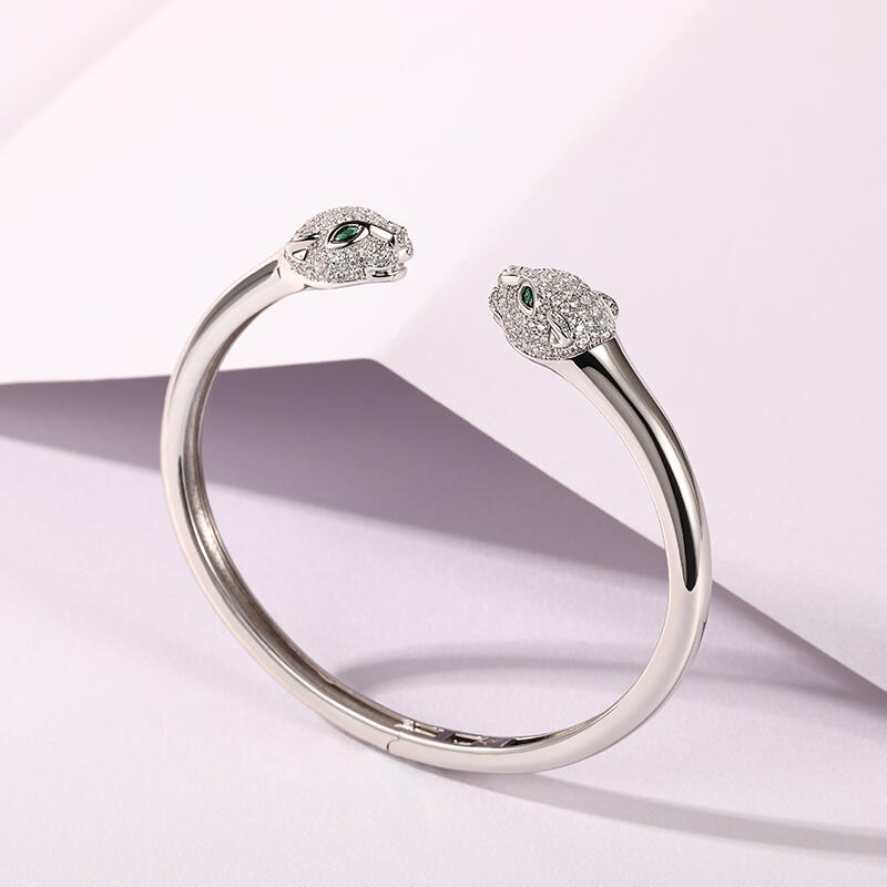 Jeulia "Wild Beauty" Two Leopard Sterling Silver Bangle