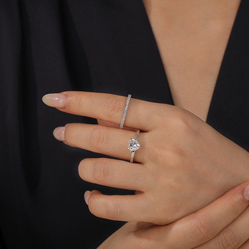 Jeulia Simple Custom Heart Engagement Eternity Ring Set