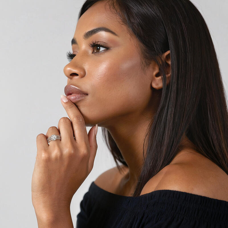 "The Blooming Rose" Round Cut Bridal Set