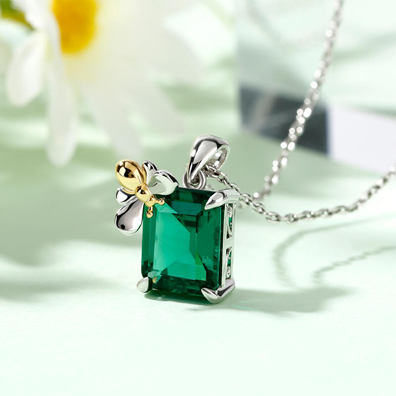 Jeulia "Honey Bee" Emerald Cut Sterling Silver Necklace