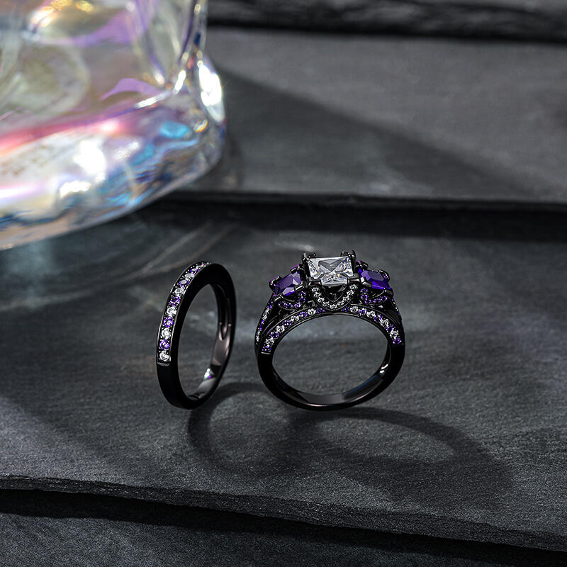 Jeulia Three Stone Princess Cut Sterling Silver Ring Set