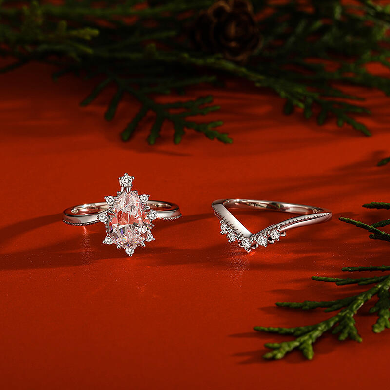Jeulia Unique Christmas Tree Design Pear Ring Set 2pcs