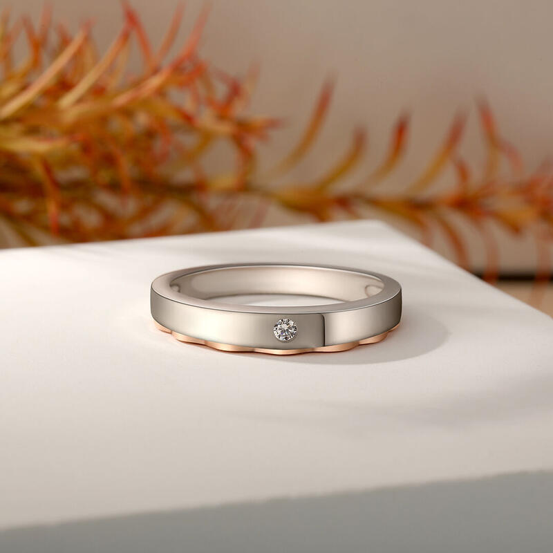 Jeulia Two Tone Prince Cloak Men's Wedding Band Round Cut