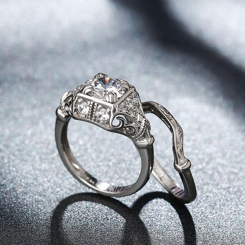 Jeulia Vintage Milgrain Round Cut Sterling Silver Ring Set